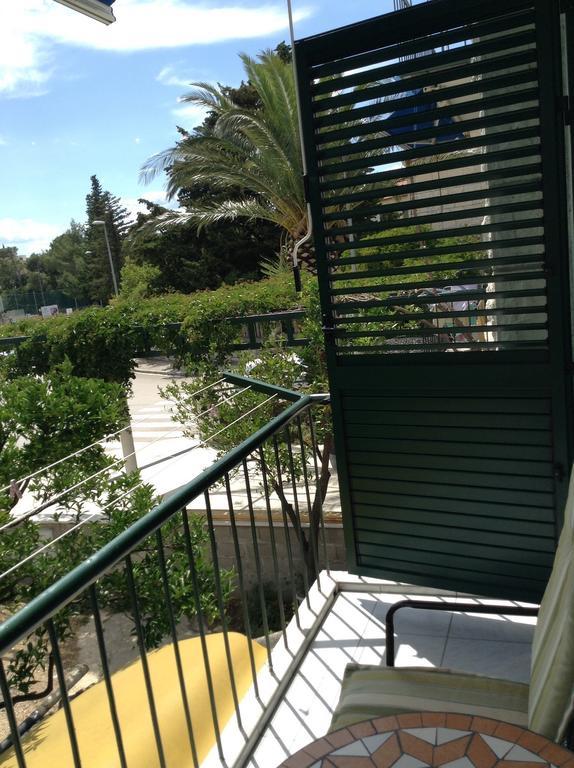 Apartment Afrika Makarska Habitación foto