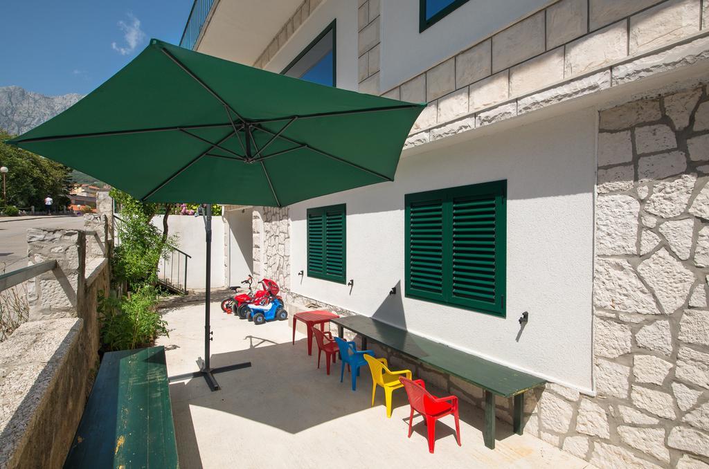 Apartment Afrika Makarska Exterior foto